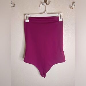 NWT Express Body Contour Strapless Thong Bodysuit